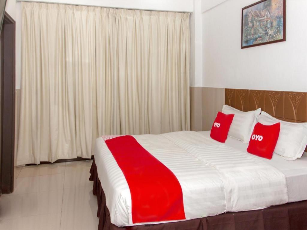 Oyo 89851 Leila Hotel Sandakan Exterior photo