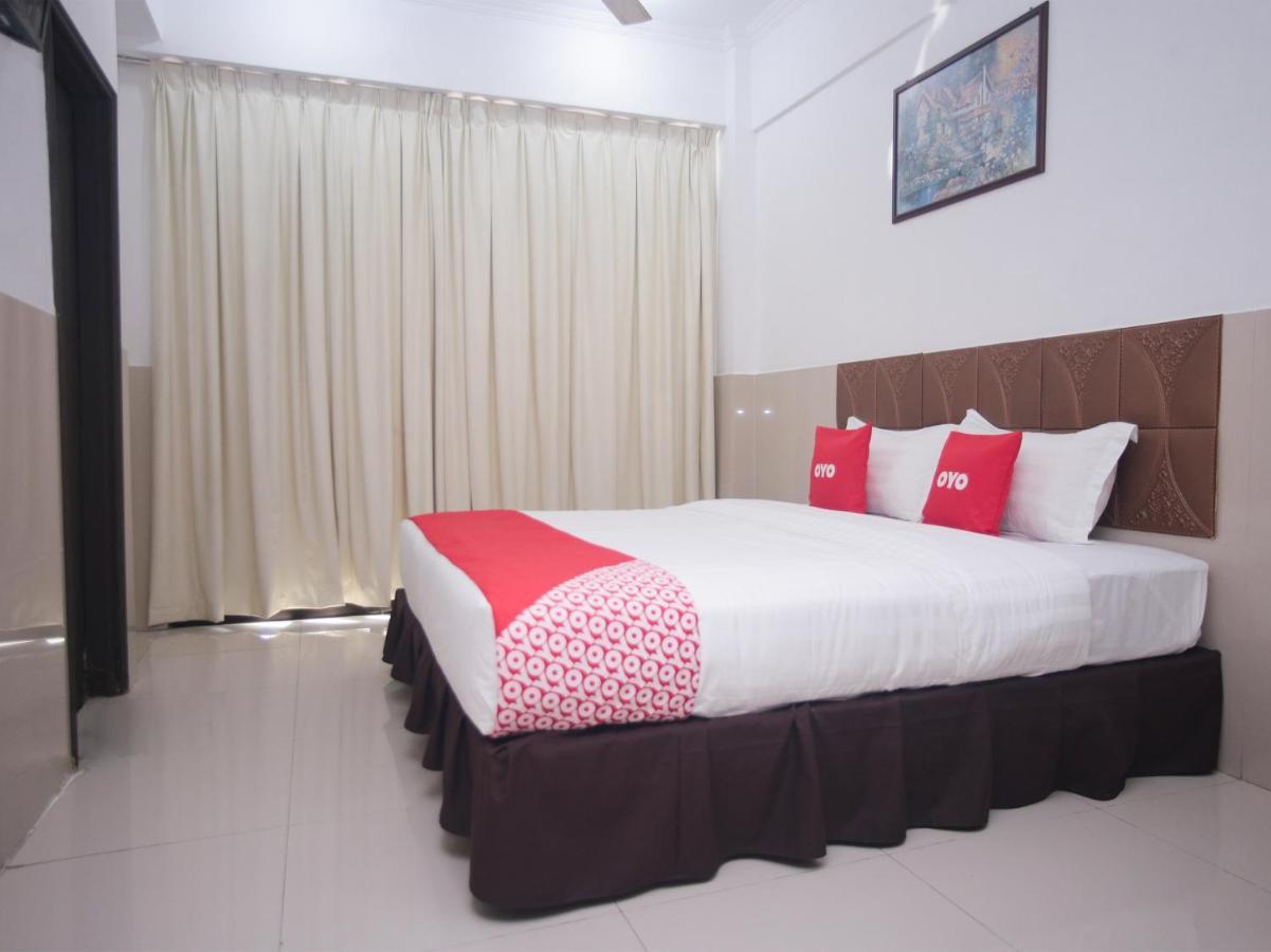 Oyo 89851 Leila Hotel Sandakan Exterior photo